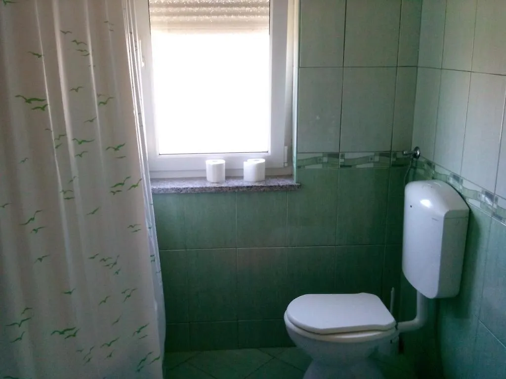 Apartment Kristina Pula 0*,